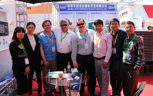 聯(lián)合一直在努力-2014國(guó)際天然氣汽車、加氣站設(shè)備展會(huì)